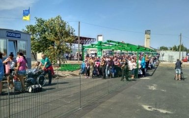 Вблизи Станицы Луганской произошло разведения боевых сил