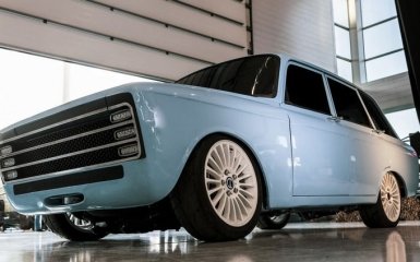 В России анонсировали выпуск конкурента Tesla: появились первые фото нового суперкара