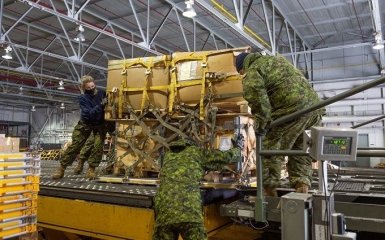 Канада відправила нову військову допомогу в Україну