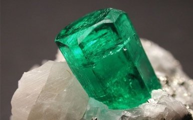 У Росії виявили смарагд-гігант