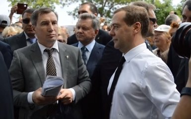 Медведев без денег стал героем веселой пародии: опубликовано видео