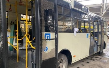 Армія РФ обстріляла парк автобусів в Херсоні