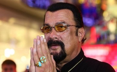 Стівену Сігалу заборонили в'їзд в Україну