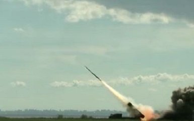 Порошенко сообщил об успешном испытании новой украинской ракеты