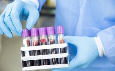 В Ухане изучат тысячи образцов крови