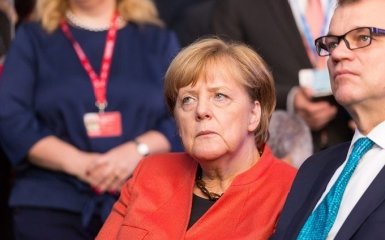 Меркель про відносини з Трампом: відчуваю величезний тиск