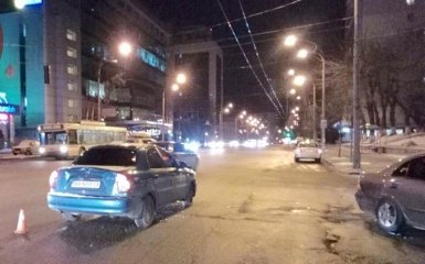 У Києві в одному місці сталося дві ДТП за п'ять хвилин: опубліковані фото