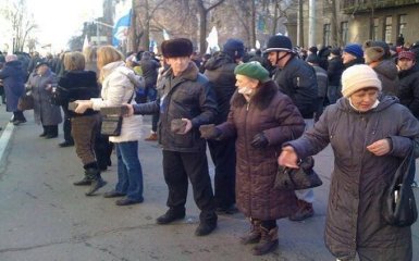 Непереможні: архівні фото з Майдану вразили мережу