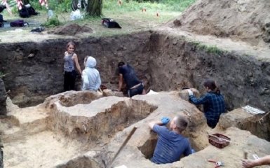 Украинские археологи нашли старинную могилу "ведьмы": опубликованы фото