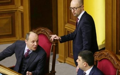 У Порошенко внесли "неожиданную" кандидатуру премьера: у Яценюка думают