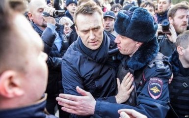 Протести в Росії: мітингувальників затримують сотнями, відбуваються напади на протестуючих