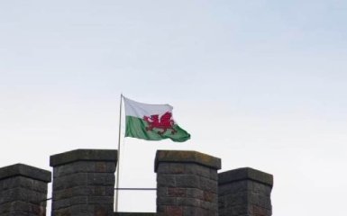 Уэльс хочет рассмотреть вопрос независимости от Великобритании