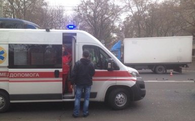 В Мариуполе произошла авария с украинским бойцом: опубликованы фото