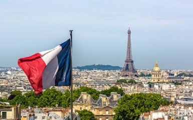 Франция прогнозирует одобрение нефтяного эмбарго для РФ