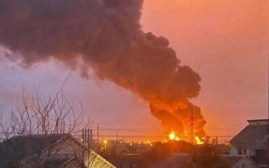 Росіяни заявляють про атаки БпЛА на електропідстанцію у Брянській області