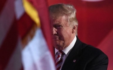 Игры с Путиным грозят Трампу повторением серьезной ошибки - Bloomberg