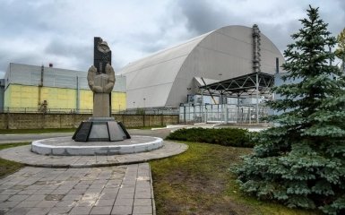 Чернобыльские турфирмы пожаловались на Зеленского