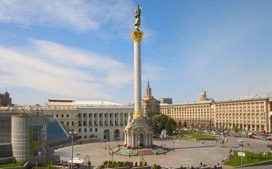 Сеть возмутили атрибуты "русского мира" на Майдане: появилось фото