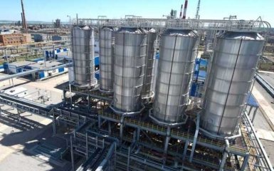 Боевики ДНР объявили "национализацию" и решили пускать к себе часть украинских политиков