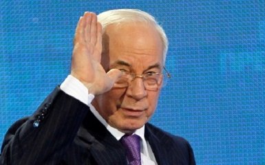 Азаров пригрозил вернуться и "спасти" Украину