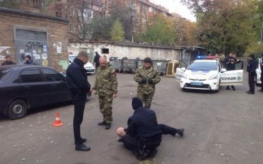 Нападение на полицейских в Киеве: появились новые фото