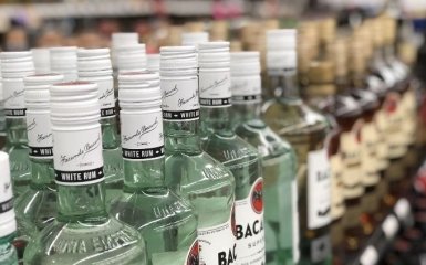 Експерти озвучили економічні ризики від нової алко-тютюнної ініціативи в Раді