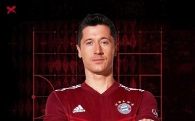 Левандовский стал лучшим игроком 2021 года по версии ФИФА