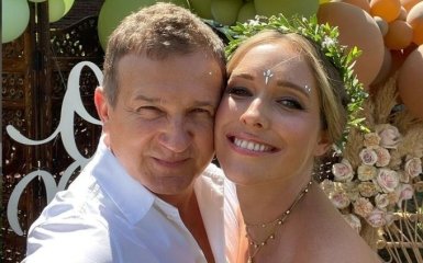 Катя Осадча народила третього сина і показала перше фото малюка