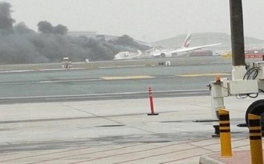 Аварія літака в Дубаї: з'явилося відео моменту катастрофи