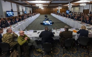 На "Рамштайні" не домовились про постачання танків Leopard для України