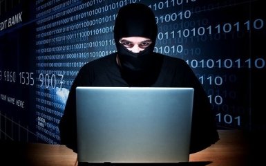 Хакеры снова ударили по партии Клинтон: подозревают Россию