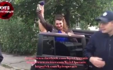 Инцидент с пьяной сотрудницей полиции в Киеве: появилось видео