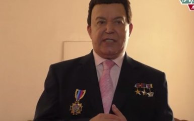 Кобзон в Донецке проговорился насчет помощи Путина боевикам: появилось видео