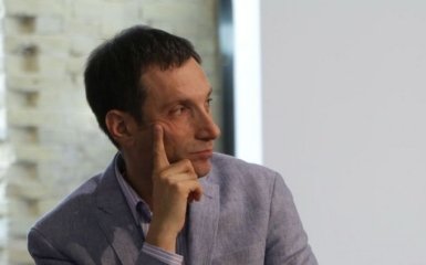 Эксперт озвучил два сценария развития Украины