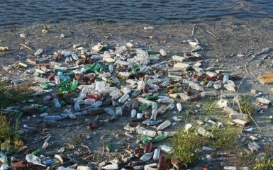 В Индии открыли кафе, где пластиковые отходы обменивают на еду