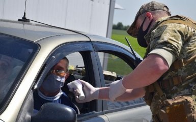 Кабмин срочно усилил запрет въезда на границах - в чем причина