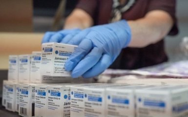 Британські лікарі оцінили захворюваність серед вакцинованих від коронавірусу