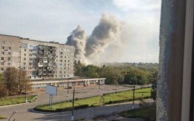 На Луганщині під час проведення псевдо-референдуму лунають потужні вибухи