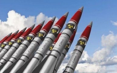 США та РФ почали різко збільшувати кількість ядерної зброї