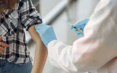 В США создали термостойкие вакцины против коронавируса