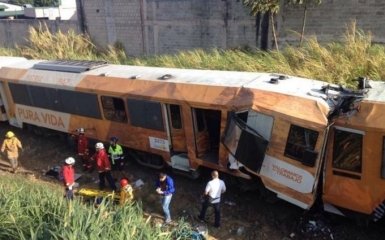 У зіткненні поїздів у Коста-Ріці постраждали сотні людей: опубліковані фото і відео
