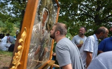 Крестный ход Московского патриархата: критикам сделали замечание