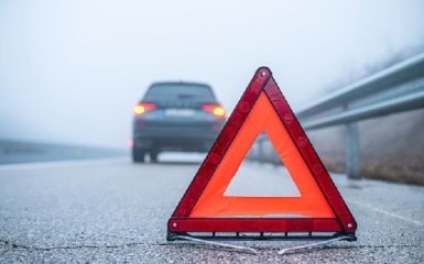 У Польщі мікроавтобус з українцями врізався у вантажівку