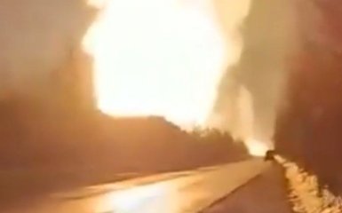 В России взорвался газопровод. Пламя видно за десятки километров