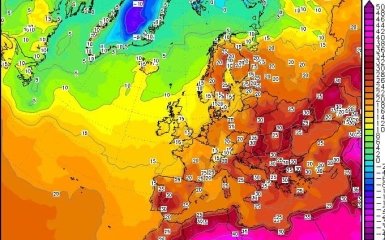 Метеорологи розповіли, яка спека очікується в Україні