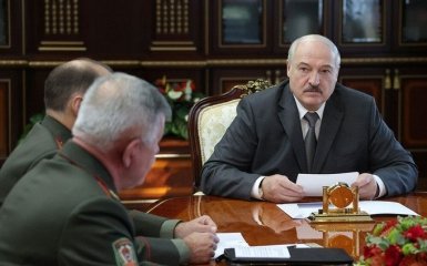 Лукашенко звинуватив Україну в розміщенні військових баз США