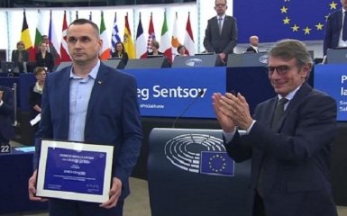 Сенцову вручили премию Сахарова в Европарламенте - видео эмоционального выступления