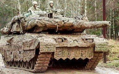 Швеция передала Украине 10 танков Stridsvagn 122