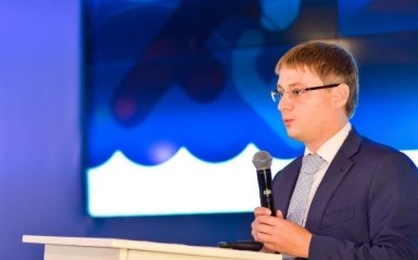 Неэффективная вакцинация может замедлить восстановление экономики, – Константин Стеценко