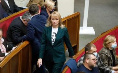 В Слуге народа анонсировали отзыв части депутатов